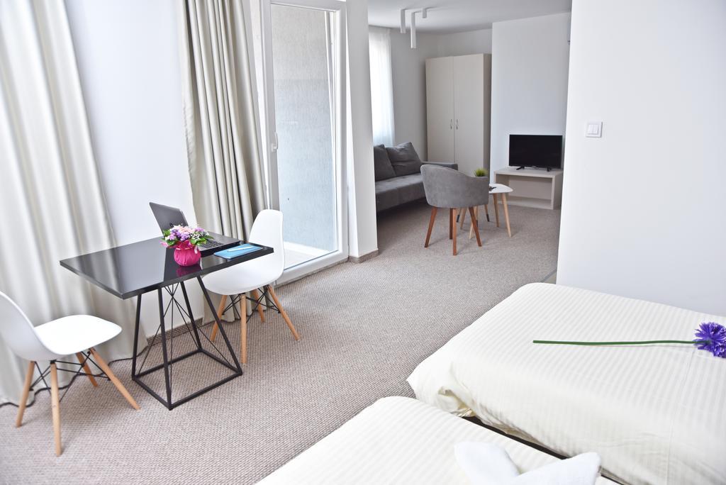 Kozle City Apartments Skopje Rom bilde