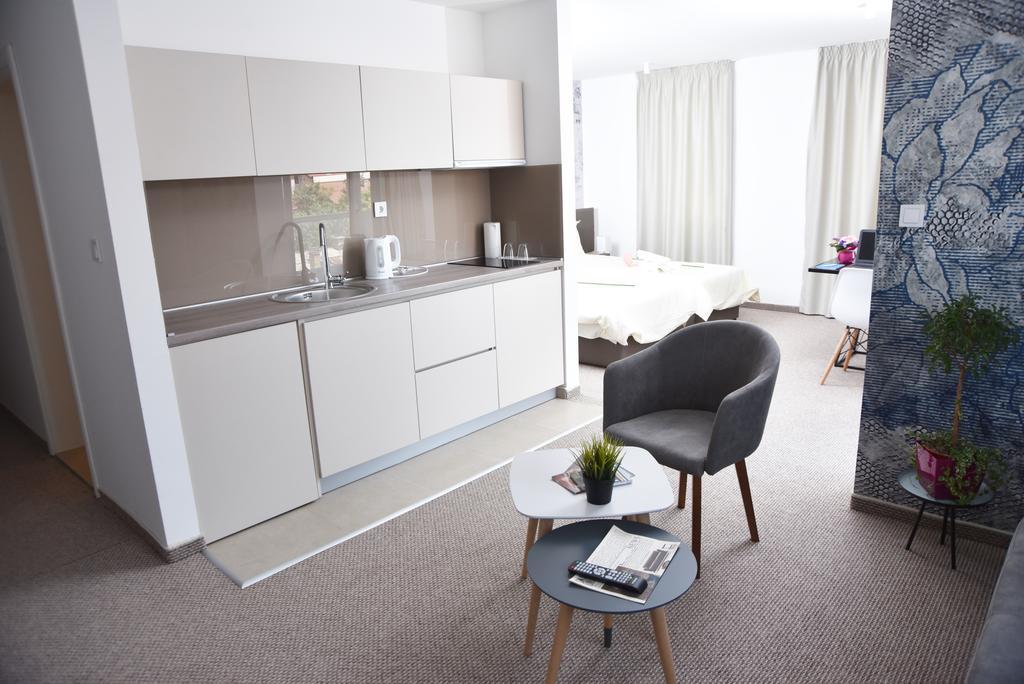 Kozle City Apartments Skopje Rom bilde