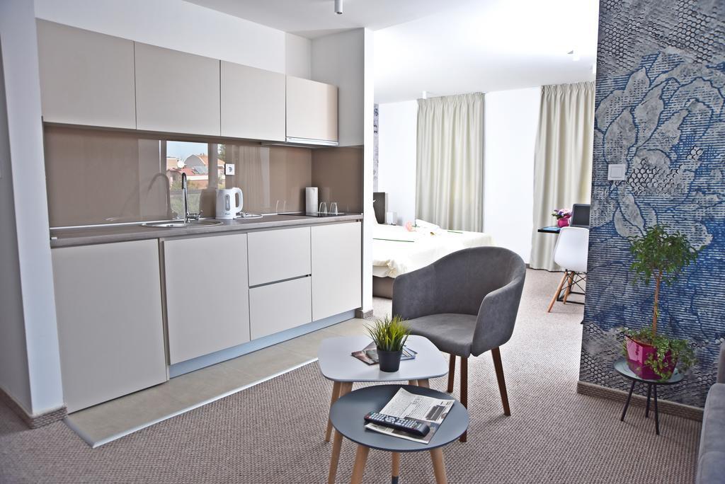 Kozle City Apartments Skopje Rom bilde